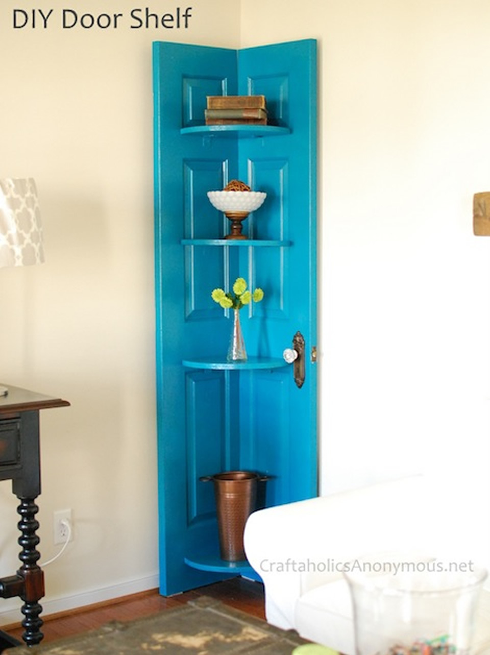 20-creative-diy-ways-to-repurpose-and-recycle-old-doors-5.jpg